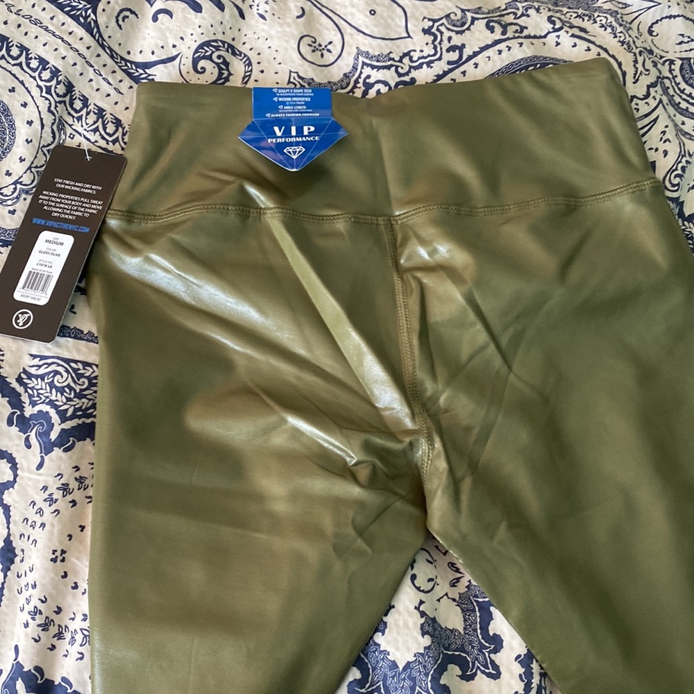 Shiny olive green wet look leggings from VIP Performance - Picture 2 of 5